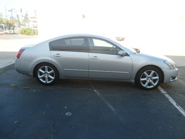 2006 Nissan Maxima SE