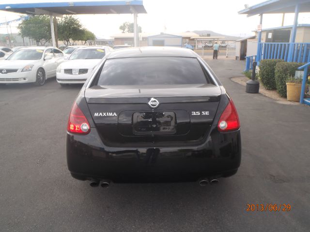 2006 Nissan Maxima SE