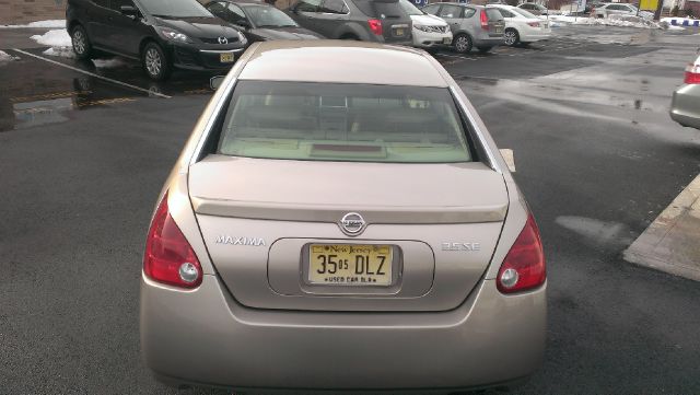 2006 Nissan Maxima Denali-awd-quads-third-tv/dvd-nav-sunroof