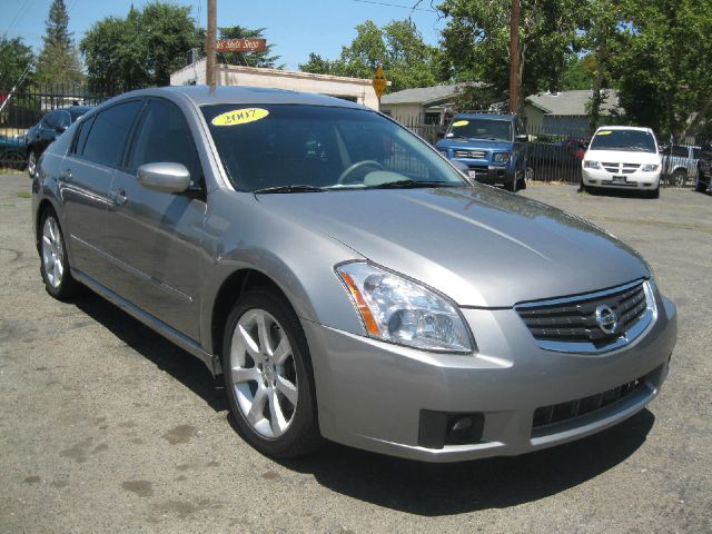 2007 Nissan Maxima SE