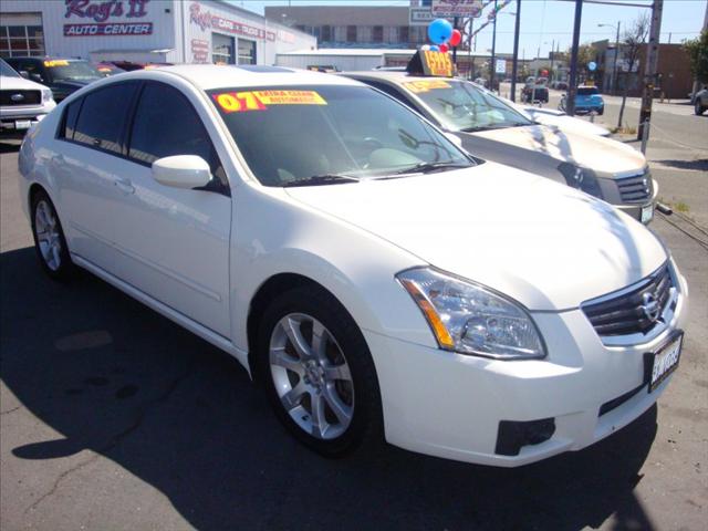 2007 Nissan Maxima LE