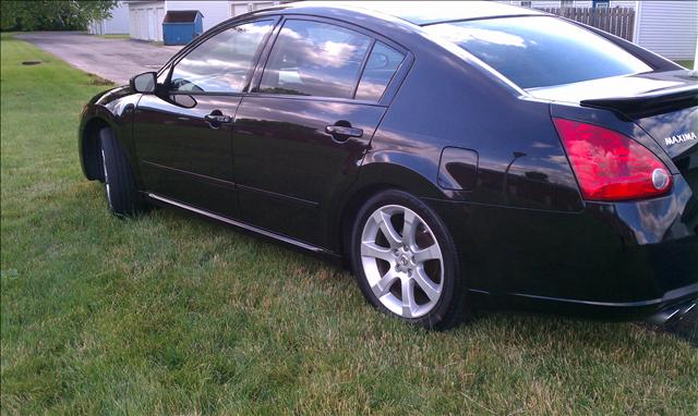 2007 Nissan Maxima LT1 4WD