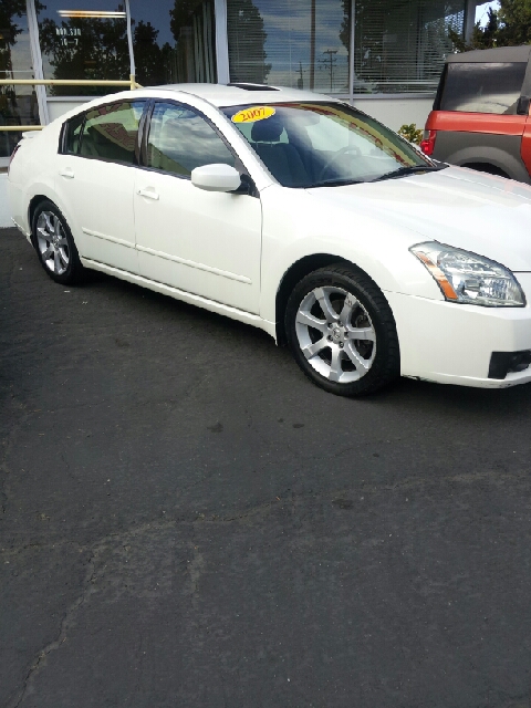 2007 Nissan Maxima SE