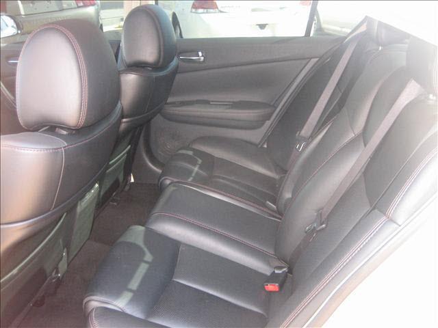 2009 Nissan Maxima XR