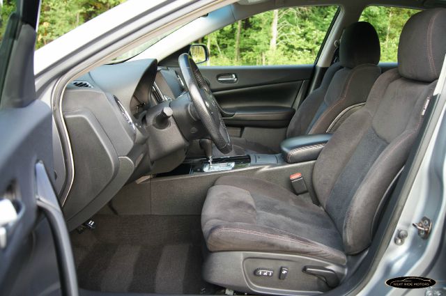 2009 Nissan Maxima XR