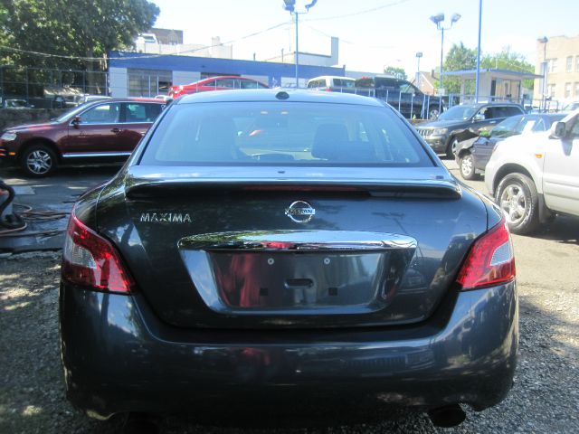 2009 Nissan Maxima SC SUV