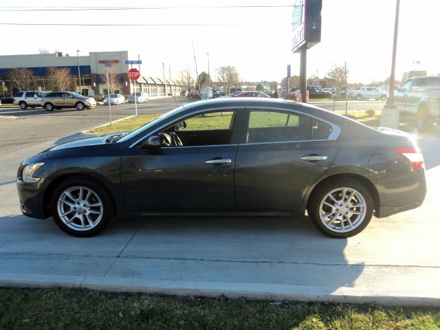 2009 Nissan Maxima XR