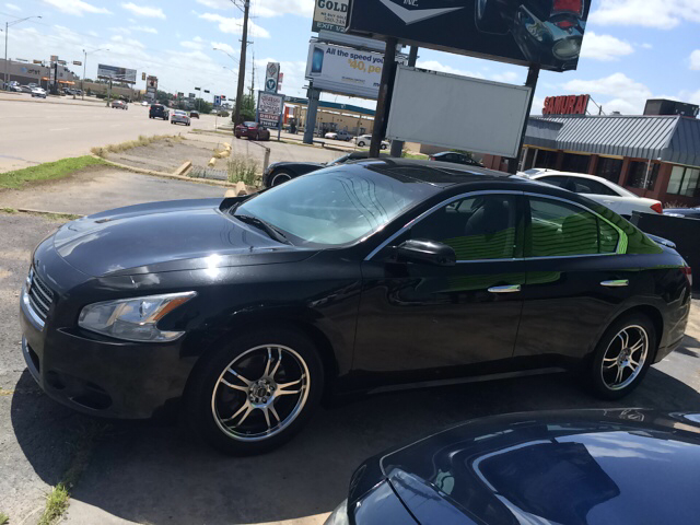 2009 Nissan Maxima Unknown