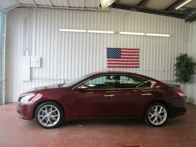 2009 Nissan Maxima XR