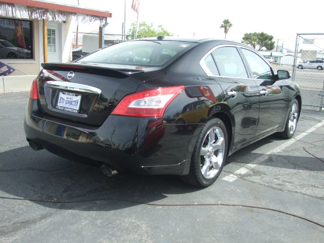 2009 Nissan Maxima 4dr 2.9L Twin Turbo AWD W/3rd Row