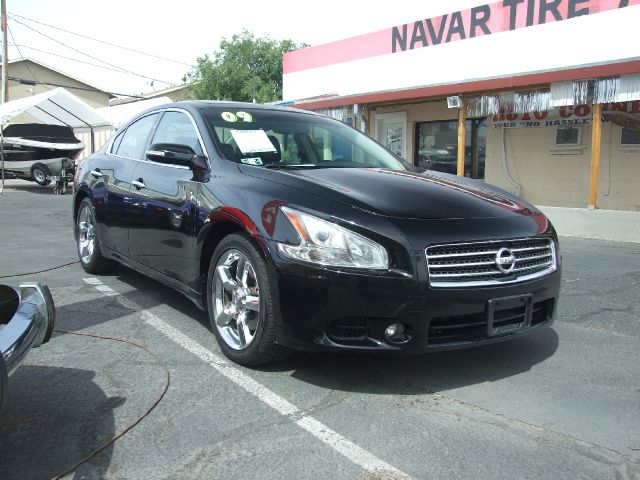 2009 Nissan Maxima 4dr 2.9L Twin Turbo AWD W/3rd Row