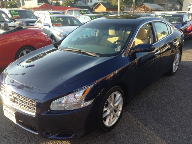 2009 Nissan Maxima XR