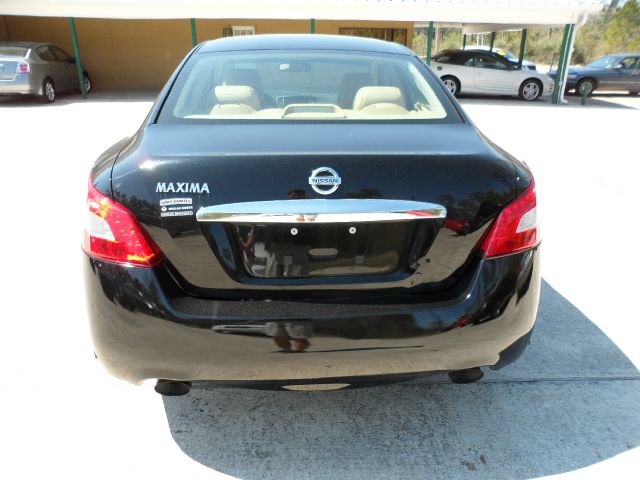 2009 Nissan Maxima XR