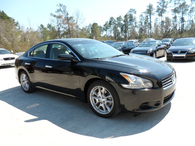 2009 Nissan Maxima XR