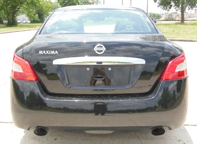 2009 Nissan Maxima XR