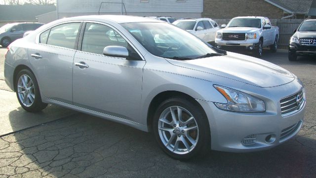 2009 Nissan Maxima XR