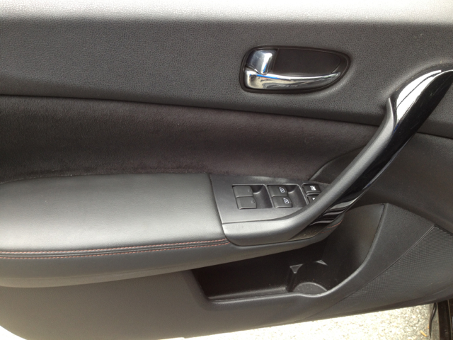 2010 Nissan Maxima XR