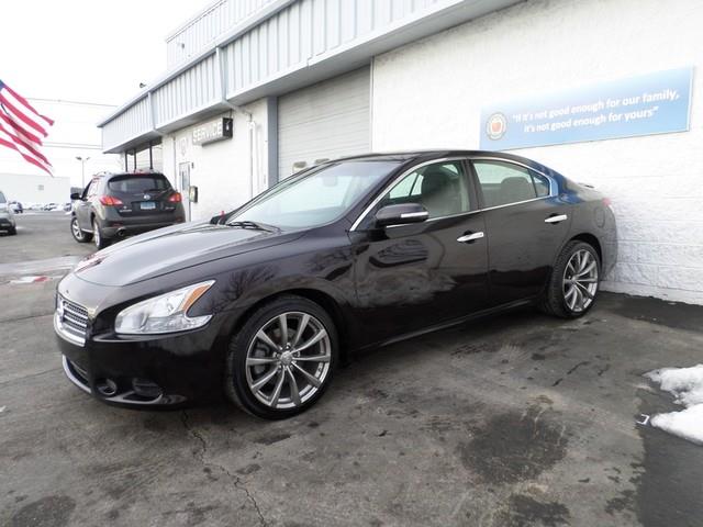 2010 Nissan Maxima Ertible GT