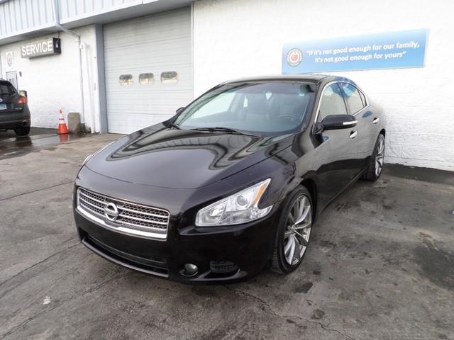 2010 Nissan Maxima Ertible GT