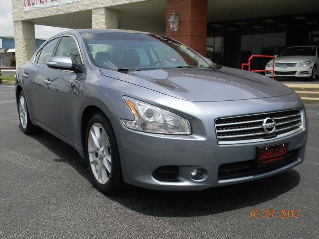 2010 Nissan Maxima Regular Cab 4-wheel Drive Work Truck