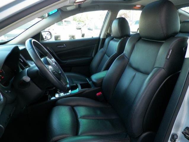 2010 Nissan Maxima Unknown