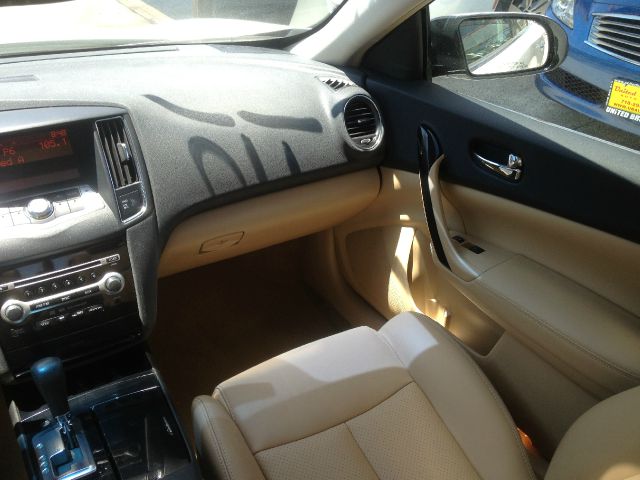 2010 Nissan Maxima Sl-awd-2nd Bench-cd Player-1 Owner