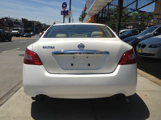 2010 Nissan Maxima Sl-awd-2nd Bench-cd Player-1 Owner