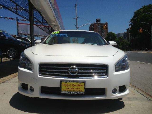 2010 Nissan Maxima Sl-awd-2nd Bench-cd Player-1 Owner