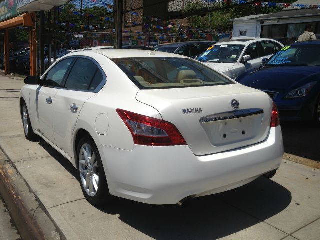 2010 Nissan Maxima Sl-awd-2nd Bench-cd Player-1 Owner