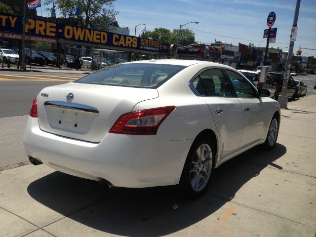 2010 Nissan Maxima Sl-awd-2nd Bench-cd Player-1 Owner