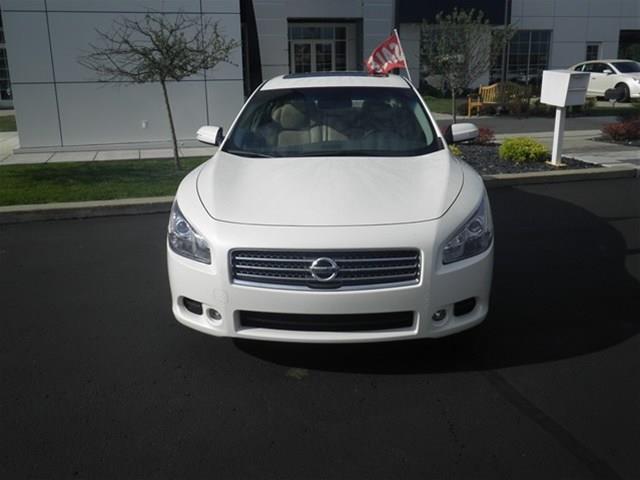 2010 Nissan Maxima 3