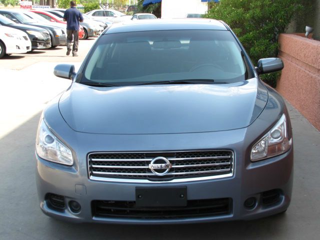 2010 Nissan Maxima Unknown