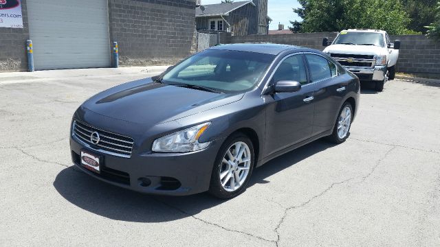 2010 Nissan Maxima 2d Coupe 442