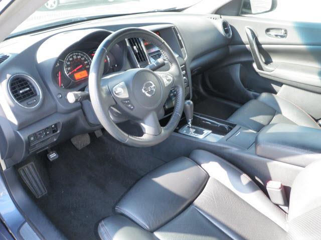 2010 Nissan Maxima Supercab 139 XLT 4WD