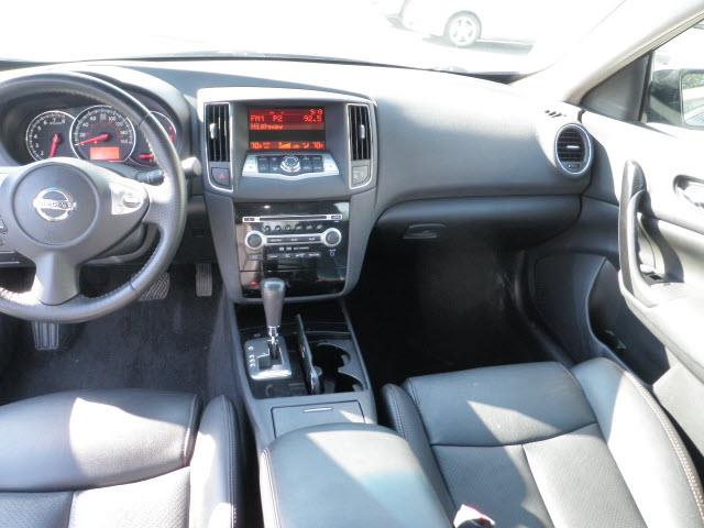 2010 Nissan Maxima Supercab 139 XLT 4WD
