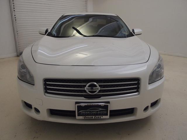 2011 Nissan Maxima Unknown