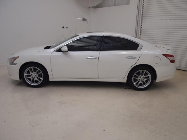 2011 Nissan Maxima Unknown