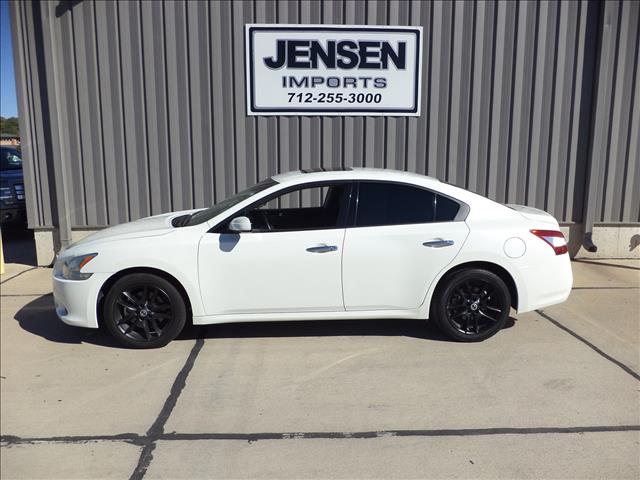 2011 Nissan Maxima 3