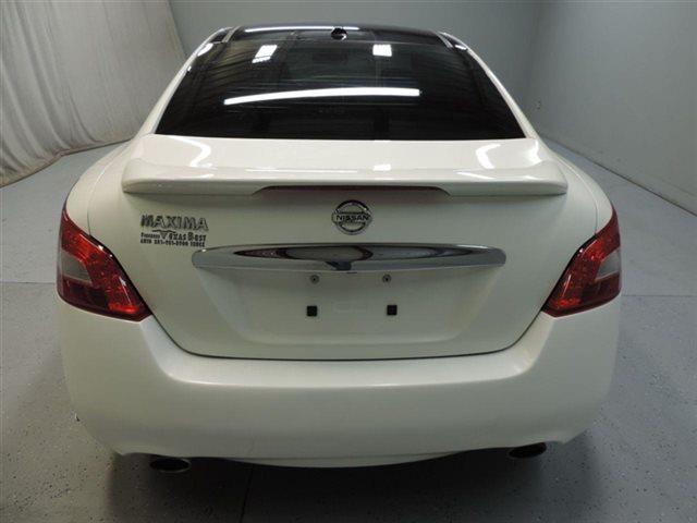 2011 Nissan Maxima Unknown