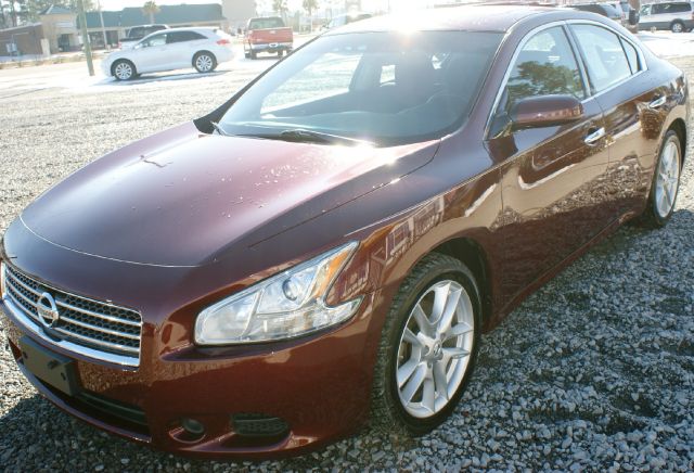 2011 Nissan Maxima XR