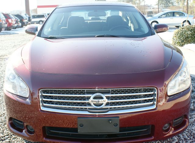 2011 Nissan Maxima XR