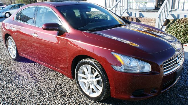 2011 Nissan Maxima XR