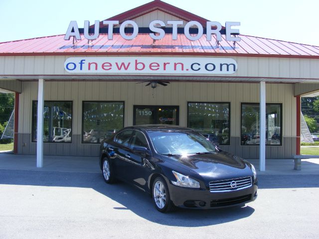 2011 Nissan Maxima XR