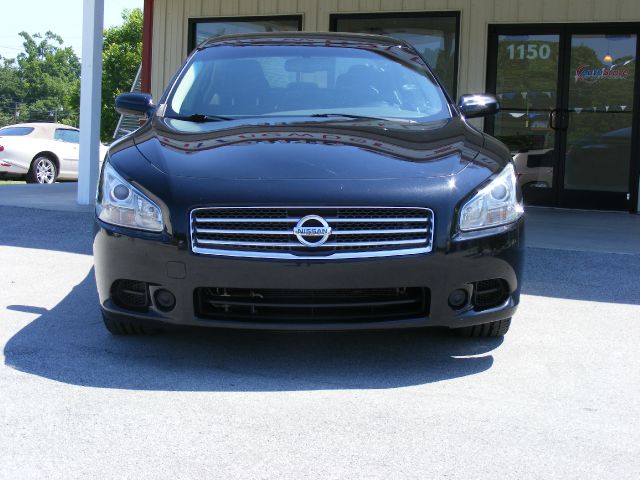2011 Nissan Maxima XR