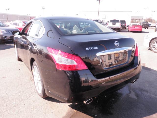 2011 Nissan Maxima Supercab 139 XLT 4WD