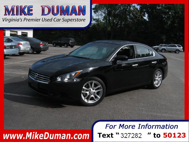 2011 Nissan Maxima XR