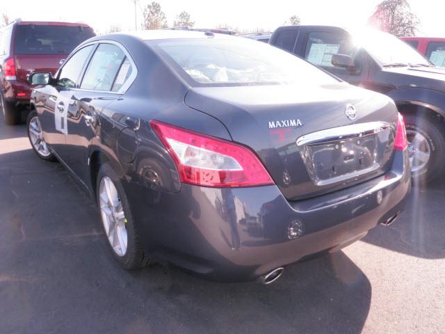 2011 Nissan Maxima Regular Cab 4-wheel Drive Work Truck