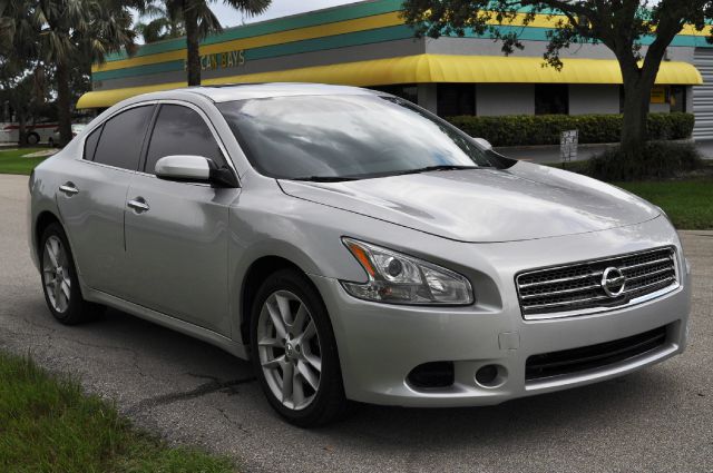 2011 Nissan Maxima 2d Coupe 442