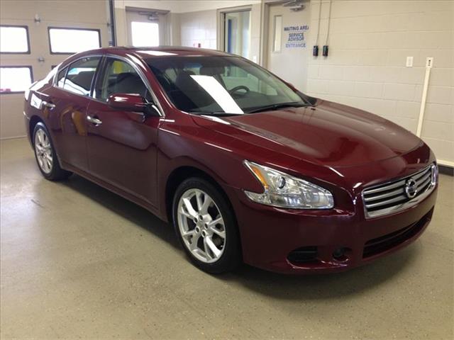 2012 Nissan Maxima XR