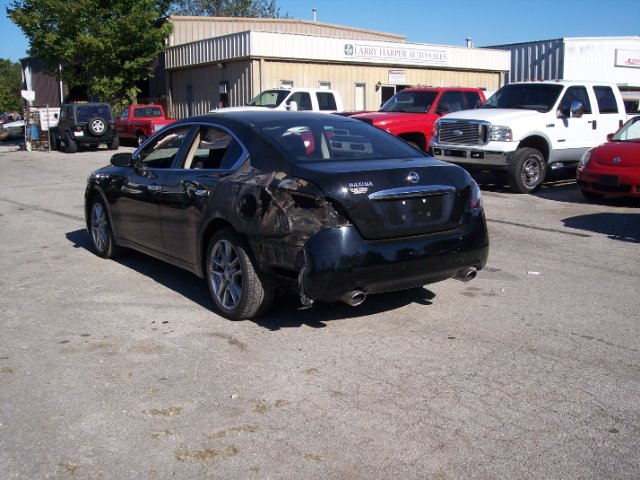 2012 Nissan Maxima Unknown